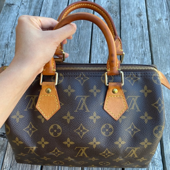 ✨SOLD✨AUTHENTIC LOUIS VUITTON SPEEDY 25 ✨ - Picture 12 of 14